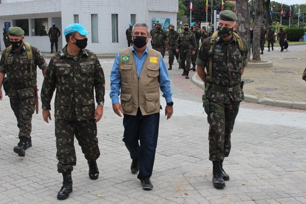 visita ministro defesa ago21 003