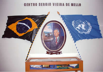 Memorial a Sergio Vieira de Mello no hall de entrada do CCOPAB memorial